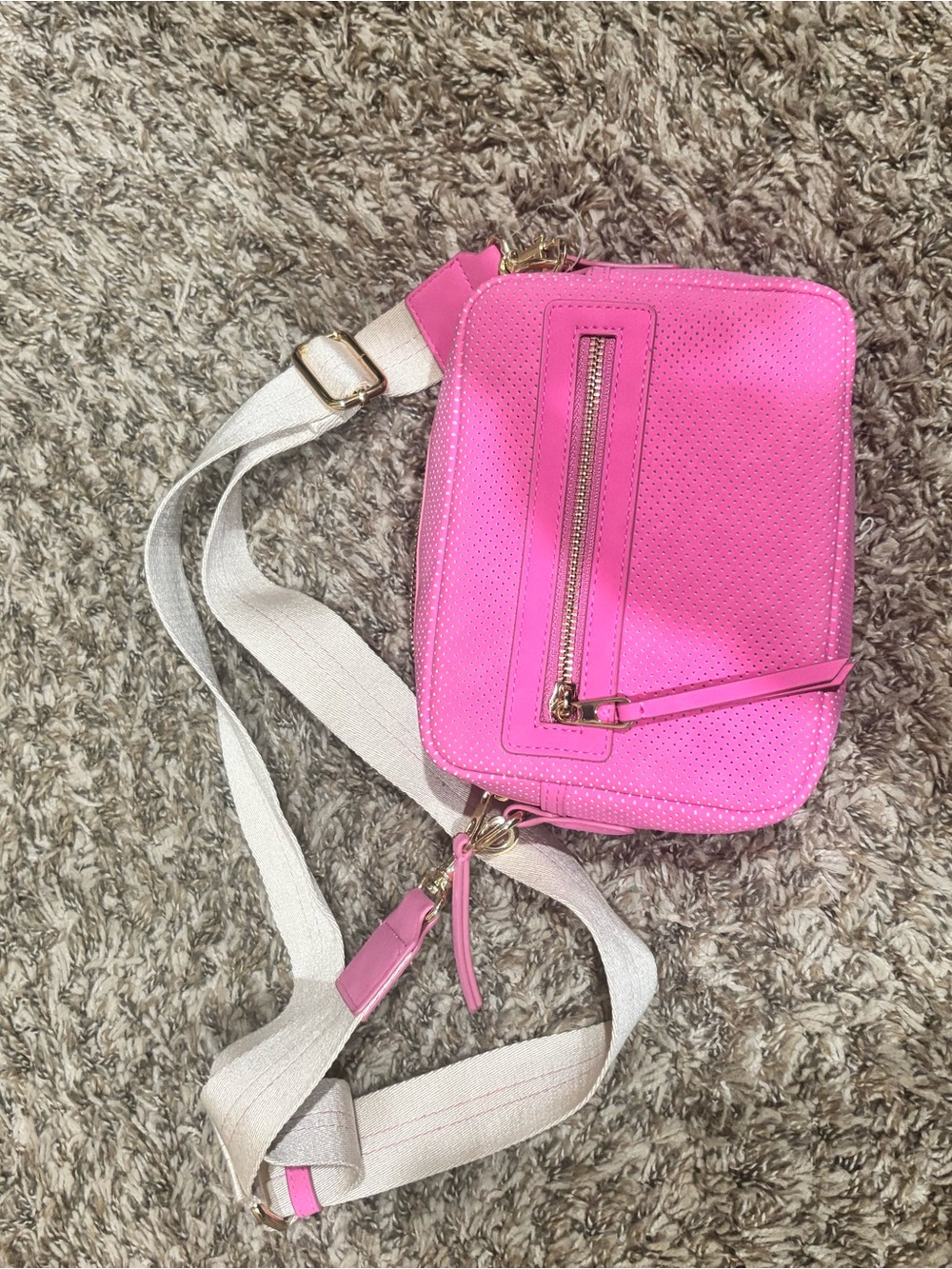 Universal Thread Bright Pink Crossbody with Cream Adjustable Strap
